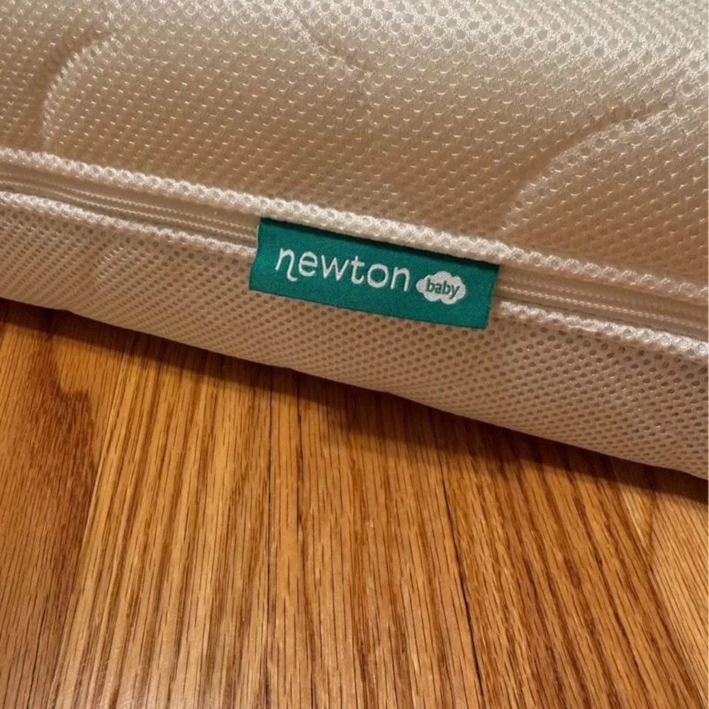 Newton White crib mattress - Picture 7 of 13